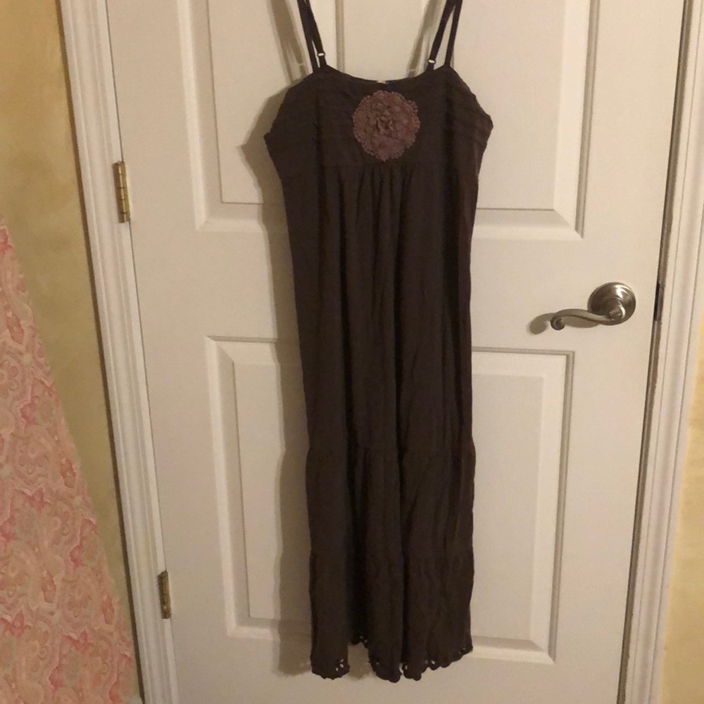 Cute summer dress. Super comfy.